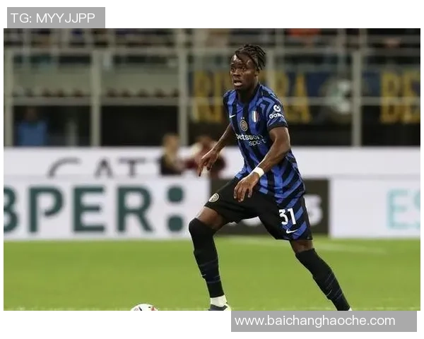 红军关注塞梅尼奥解约条款同时竞争签格伊面临皇萨仁挑战