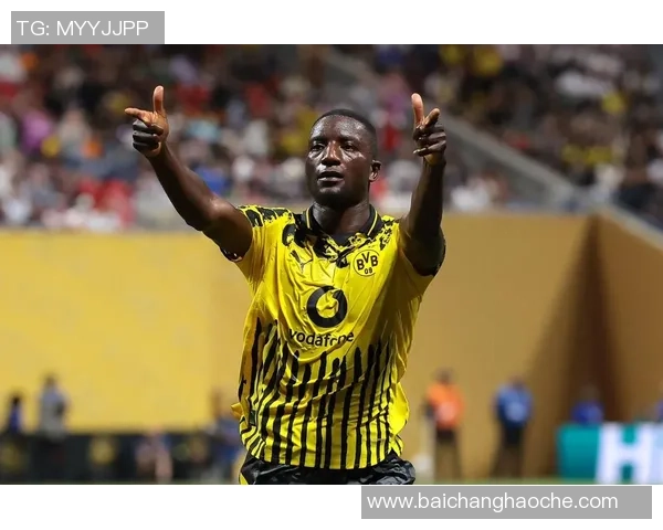 吉拉西未入非洲年度最佳球员候选名单经纪人愤怒指责这是极大的耻辱